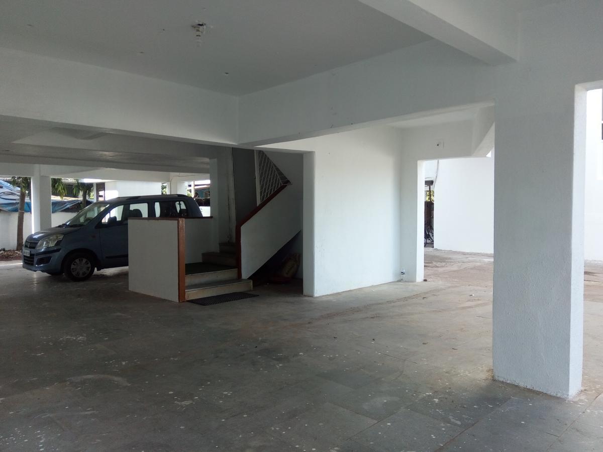 آليباغ Hotel Guruji المظهر الخارجي الصورة